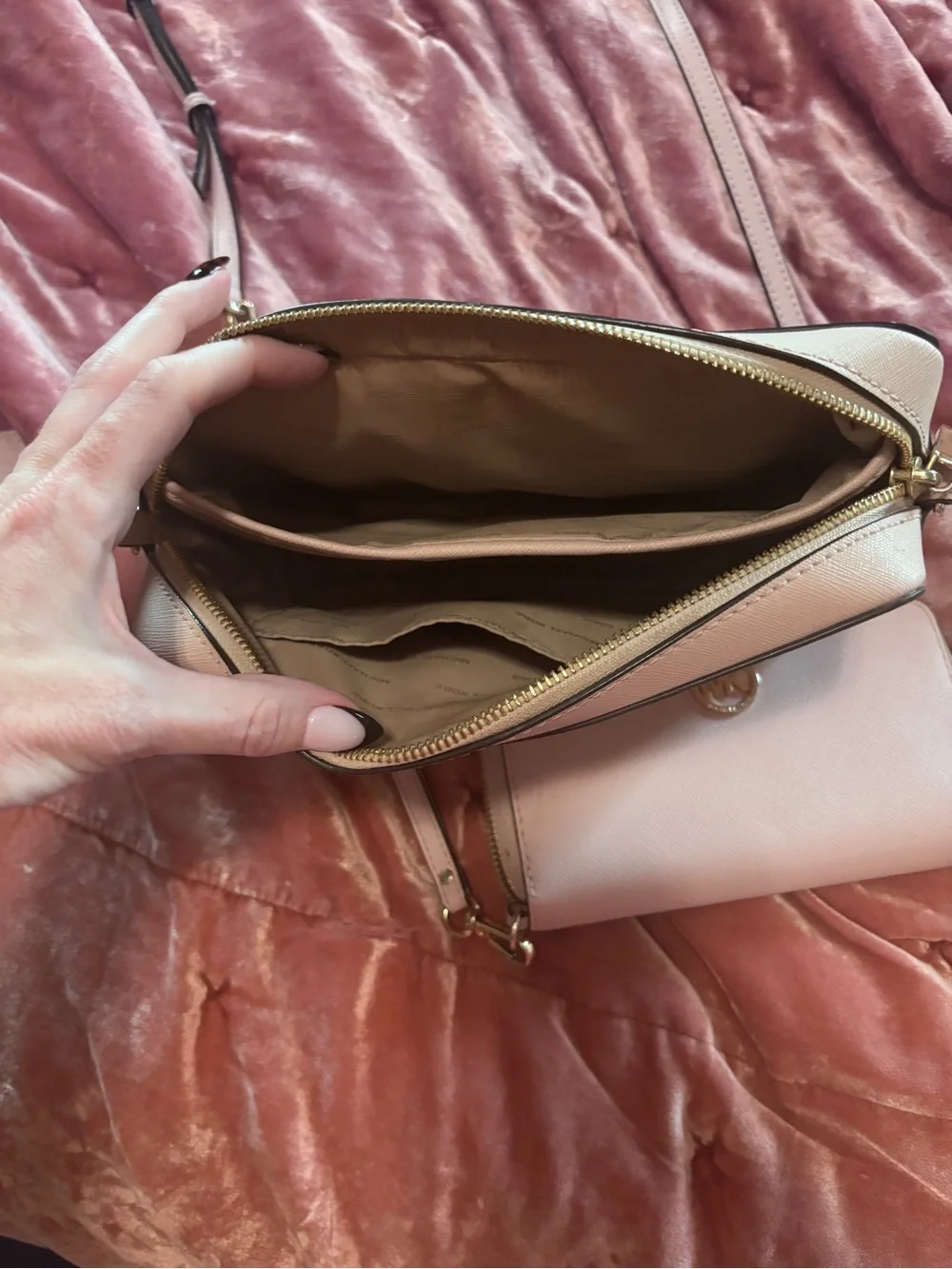 Michael Kors Light Pink Saffiano Crossbody Set with Wallet and Card Case